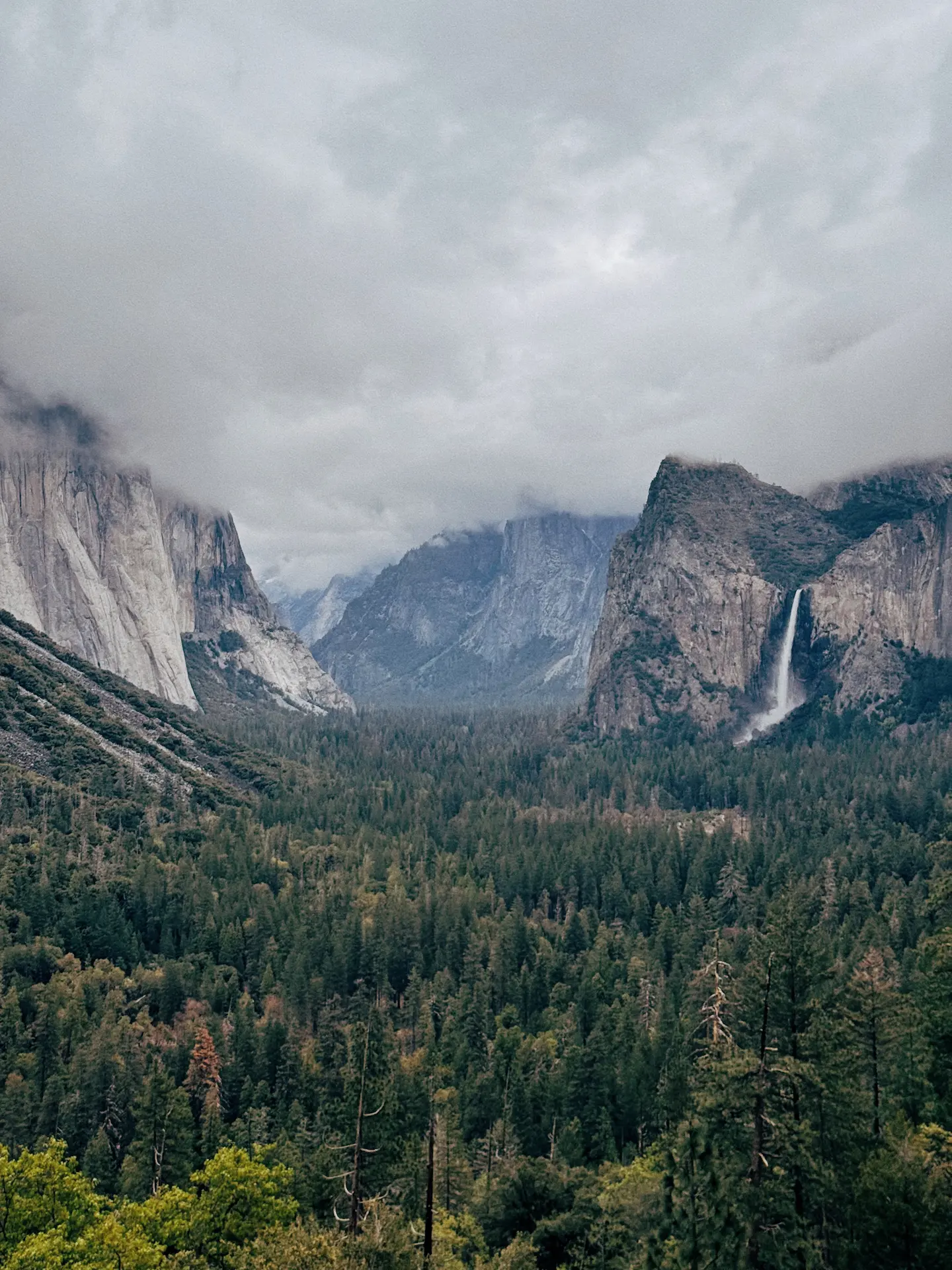 Tunnel View